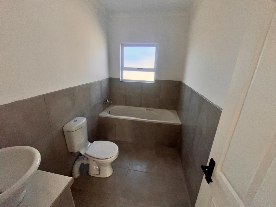 3 Bedroom Property for Sale in Fountains Estate Eastern Cape